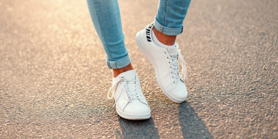 How to Clean Your White Sneakers: The Best 5 Ways