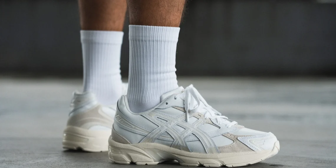 ASICS GEL-1130-Why-It-Outsold-Every-Jordan-in-2025-kicks-and-beaters
