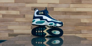 Nike-Air-Ken Griffey-Jr.-Max-1-HBCU Swingman Classic-kicks-and-beaters